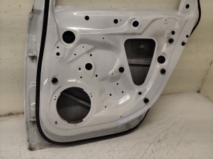AUDI A4 B8 (2007–2016) Rear side doors 8K0839065819 - 2
