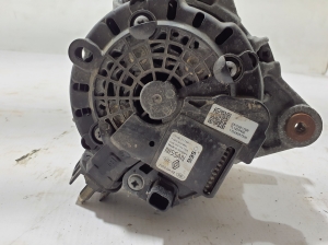 Dacia Duster (2017–2024) Alternator 231002175R - 2