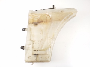 Porsche Panamera 970 (2009–2016) Front washer fluid reservoir 97052830102 - 3