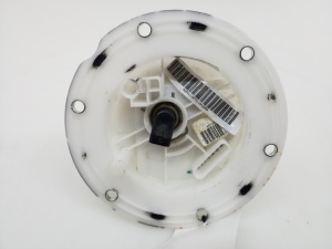 Mercedes Benz GLK-Class 204 (2008–2015) Kütusepump paagis A2214701830 - 2