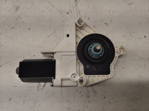 Fensterhebermotor vorne - 8T0959801