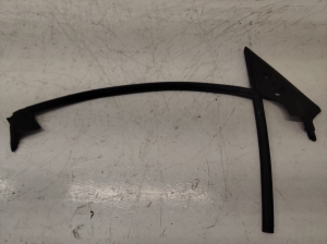 AUDI A5 (2007–2016) Front door rubber seal 8T8837479 - 2