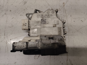 AUDI A5 (2007–2016) Front door lock 8J2837015C - 2