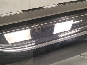 Tesla Model X X (2015–2026) Headlight 103431900D - 7