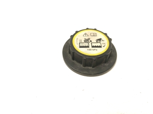   Jahutusvedeliku paagi kork  - 8W838101 