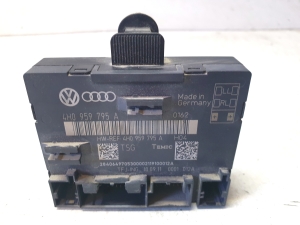 Rear side door control unit - 4H0959795A