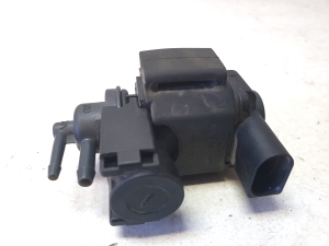 AUDI A8 D4 (2010–2017) Magnetventil 059906629D - 3