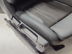 BMW i4 G26 (2022–2026) Salons un tā detaļas - 4