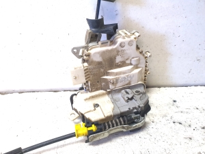 AUDI A8 D4 (2010–2017) Rear side door lock 8K0839015C - 2