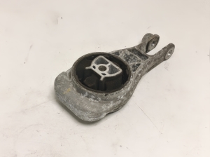Opel Mokka (2012–2020) Gearbox mount 3722Y0019P - 2