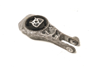 Opel Mokka (2012–2020) Gearbox mount 3722Y0019P - 5