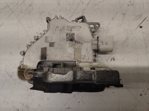 AUDI A5 (2007–2016) Front door lock 8J2837016C - 2