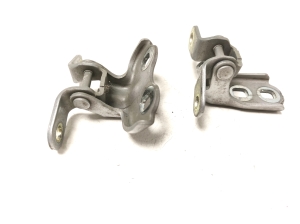 Opel Mokka (2012–2020) Front door top hinge 13577116 - 4