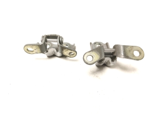 Opel Mokka (2012–2020) Front door top hinge 13577116 - 3
