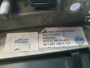 AUDI A8 D4 (2010–2017) Armatuurlaua viimistlus 4E1857186 - 3
