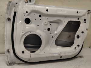 AUDI A5 (2007–2016) Esiuks 8T0831312 - 4