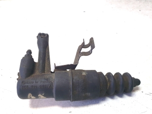 AUDI A6 C5 (1997–2005) Kupplungsgeberzylinder 8E0721257A - 5