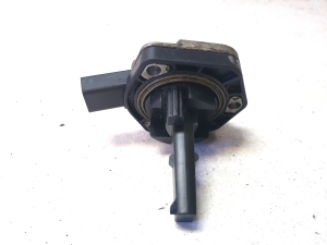 Volkswagen Passat B6 (2005–2010) Oil level sensor 1J0907660C - 4
