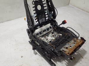 AUDI A7 (2018–2026) Front seat frame 4K0881106J - 3