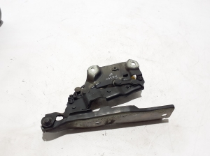 AUDI A7 (2018–2026) Hood hinge 4K8823301 - 4