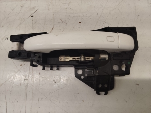 Rear side door exterior handle - 8T01837885