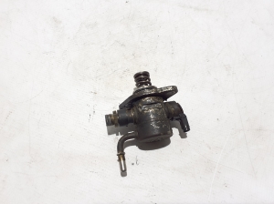 Kraftstoffpumpe - 06Q127025R