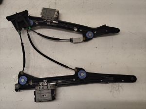 Rear side door window regulator - 8T8839461