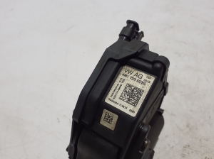 AUDI A7 (2018–2026) Gaspedal 4M1723523G - 2