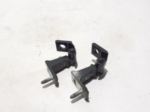 AUDI A7 (2018–2026) Front door top hinge - 3