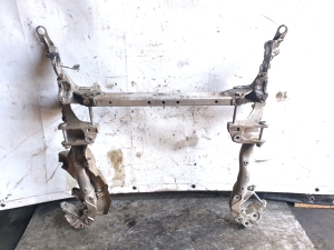 Berceau avant - 8R0399315K