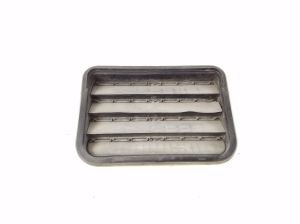   Rear fender vent grille  - 7PP819181A 