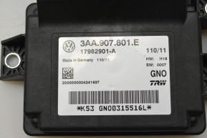 Volkswagen Passat B7 (2010–2014) Electric parking brake control module 3AA907801E - 3
