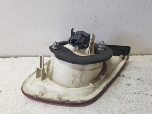 Volkswagen Jetta (2005–2011) Tagatuli tagaluugil 1K5945094 - 4