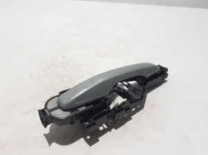 VOLVO XC60 (2017–2026) Front door external opening handle and its details - 2