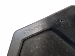 Porsche Panamera 970 (2009–2016) Rear bumper bracket 97050563202 - 2