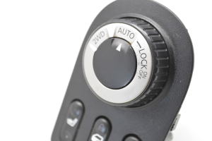 NISSAN Qashqai (2006–2013) Differential lock switch 96912JD61A - 5
