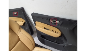 VOLVO XC60 (2017–2026) Salons un tā detaļas - 6