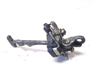 Peugeot Expert (2007–2016) Esiukse avamise piiraja - 3