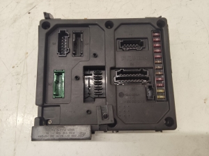 Interior fuse box - 7M0962258H