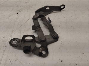 Hood hinge - 7M0823301