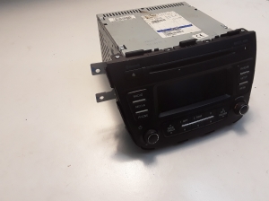 Kia Sorento (2009–2014) Audio, video, navigācija 961702PBB0VA - 3