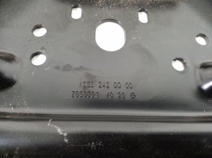 Mercedes Benz EQC N293 (2019–2026) Getriebehalter A2932420000 - 2