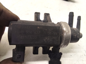 Volkswagen Sharan (1995–2010) Magnetventil 1H0906627 - 3