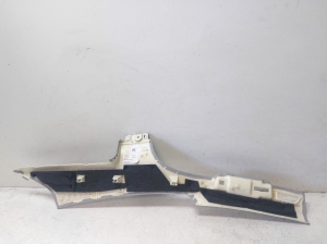 AUDI A8 D4 (2010–2017) Keskpiilari siseviimistlus 4H0868290B - 2