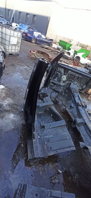 Mercedes Benz GLE-Class 167 (2019–2026) Center pillar A1676303904 - 3