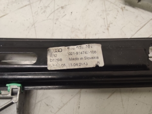 AUDI A5 (2007–2016) Rear side door window regulator 8T0839461 - 2