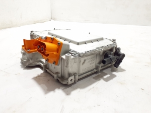 VOLVO XC60 (2017–2026) Inverter 32324794 - 3