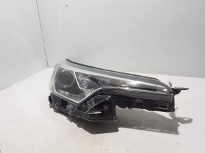 TOYOTA CHR (2016–2026) Scheinwerfer vorne 81110F4030 - 4