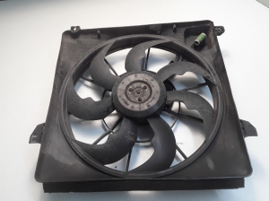 Kia Sorento (2009–2014) Dzesēšanas ventilators un tā daļas 253802PXXX - 2