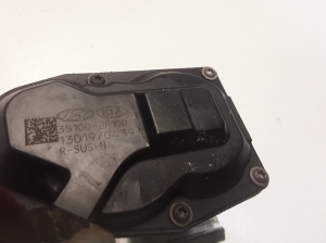 Kia Sorento (2009–2014) Drosselklappe 351002F100 - 4